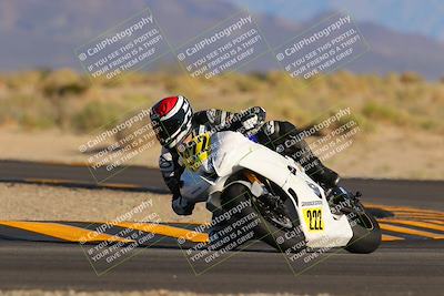 media/Oct-29-2022-CVMA (Sat) [[14c0aa3b66]]/Race 9 Amateur Supersport Middleweight/